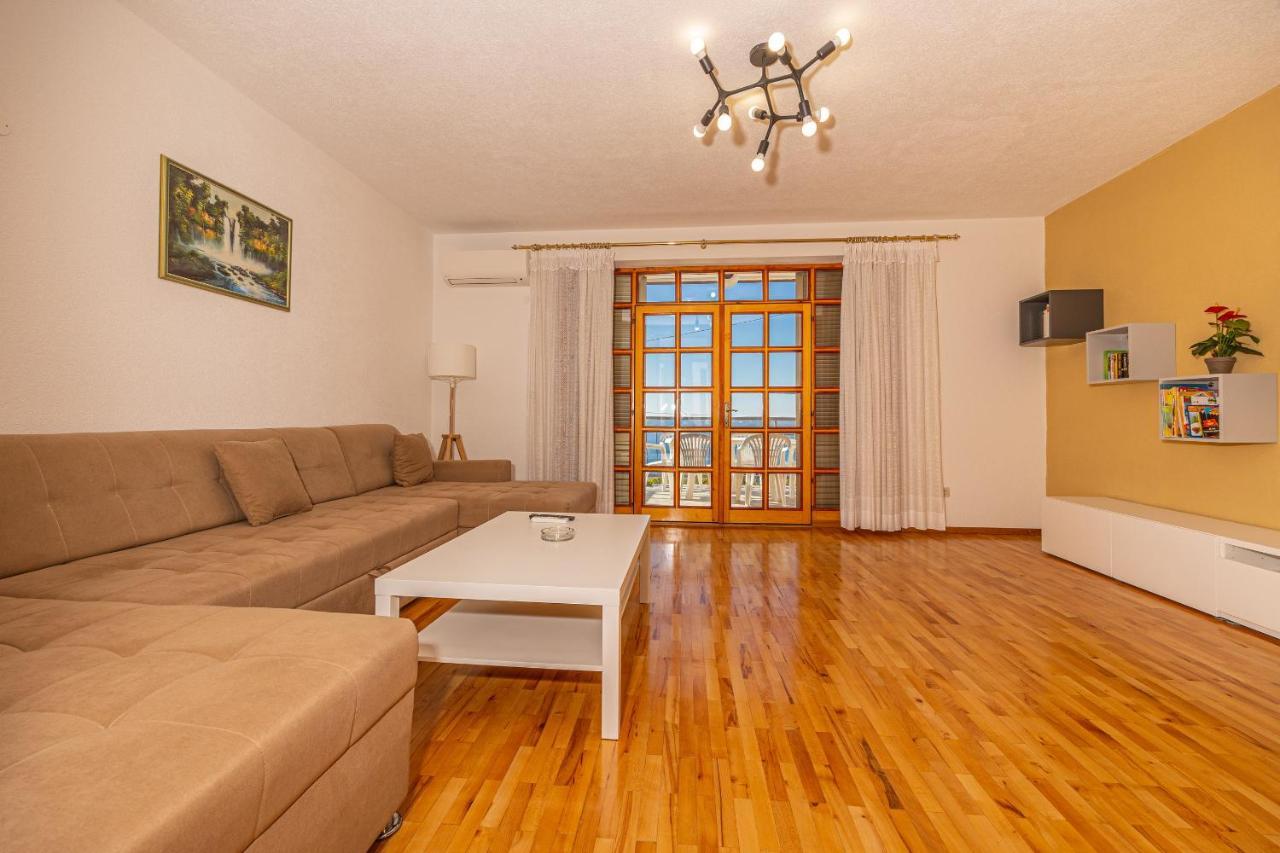 Apartments Francoise Crikvenica Dış mekan fotoğraf