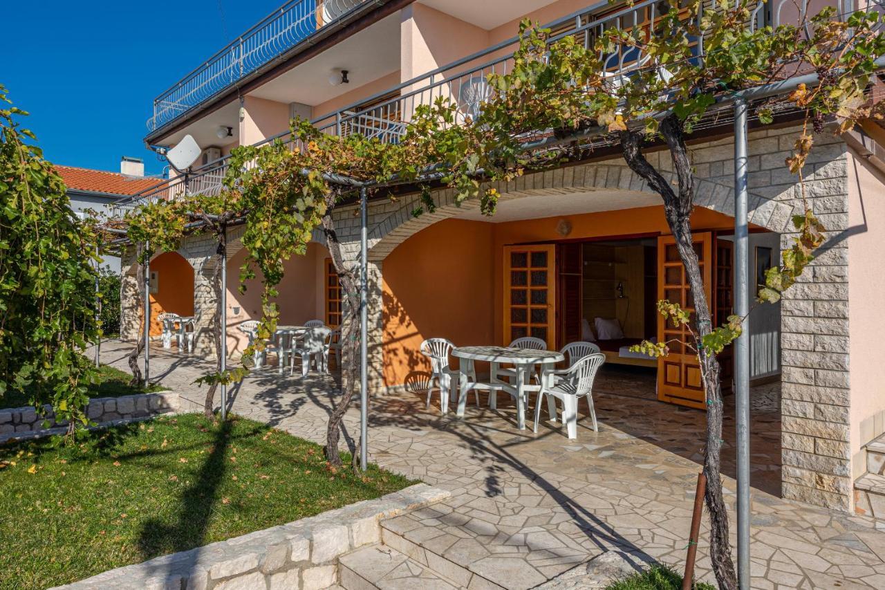 Apartments Francoise Crikvenica Dış mekan fotoğraf