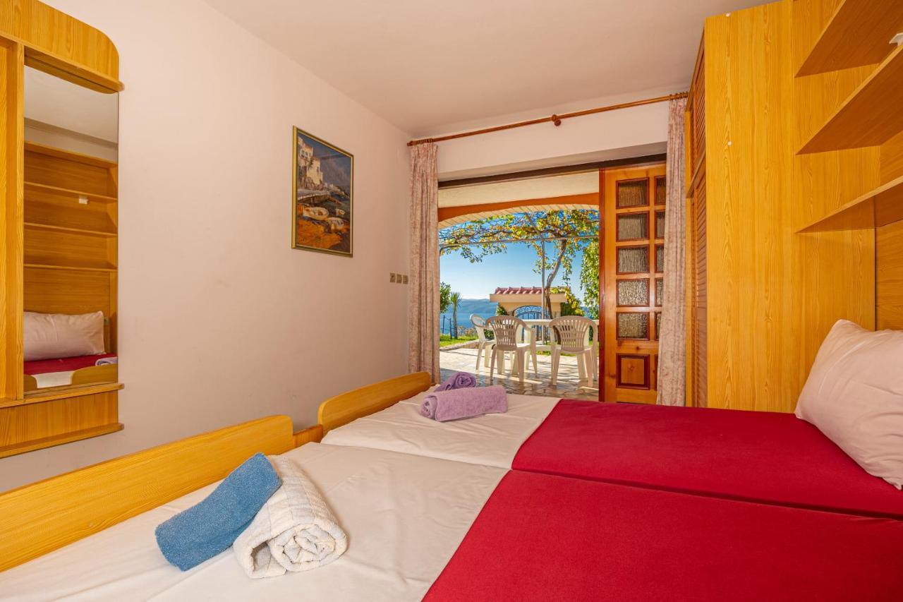 Apartments Francoise Crikvenica Dış mekan fotoğraf